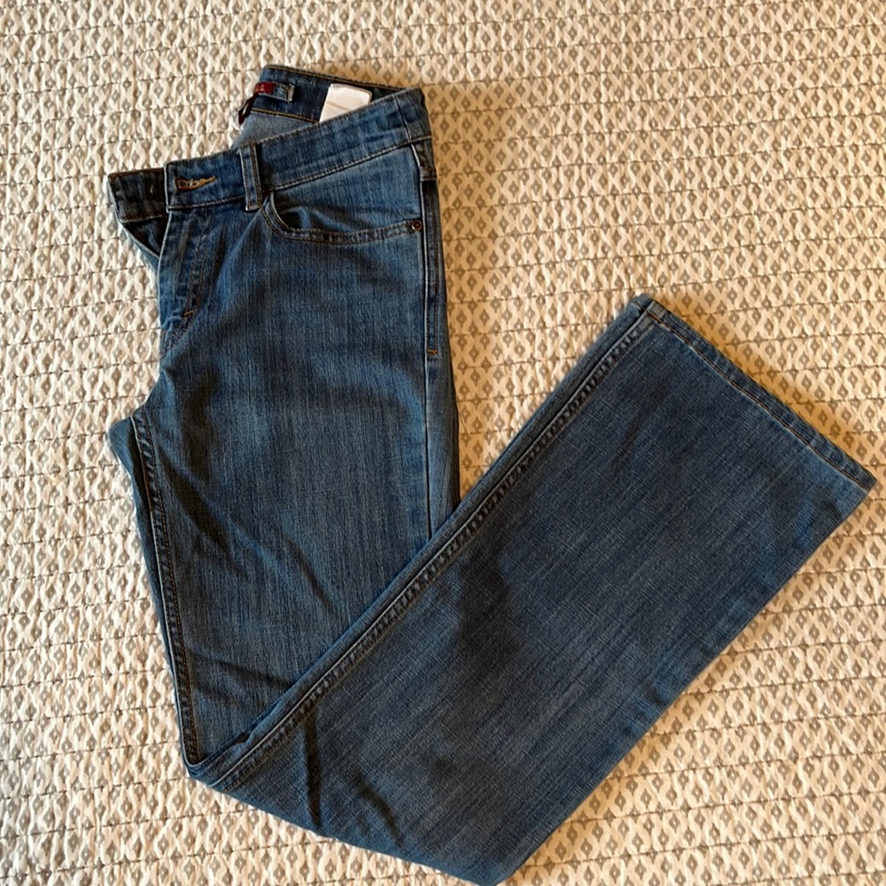 Women’s H&M L.O.G.G denim flared leg jeans, size 4